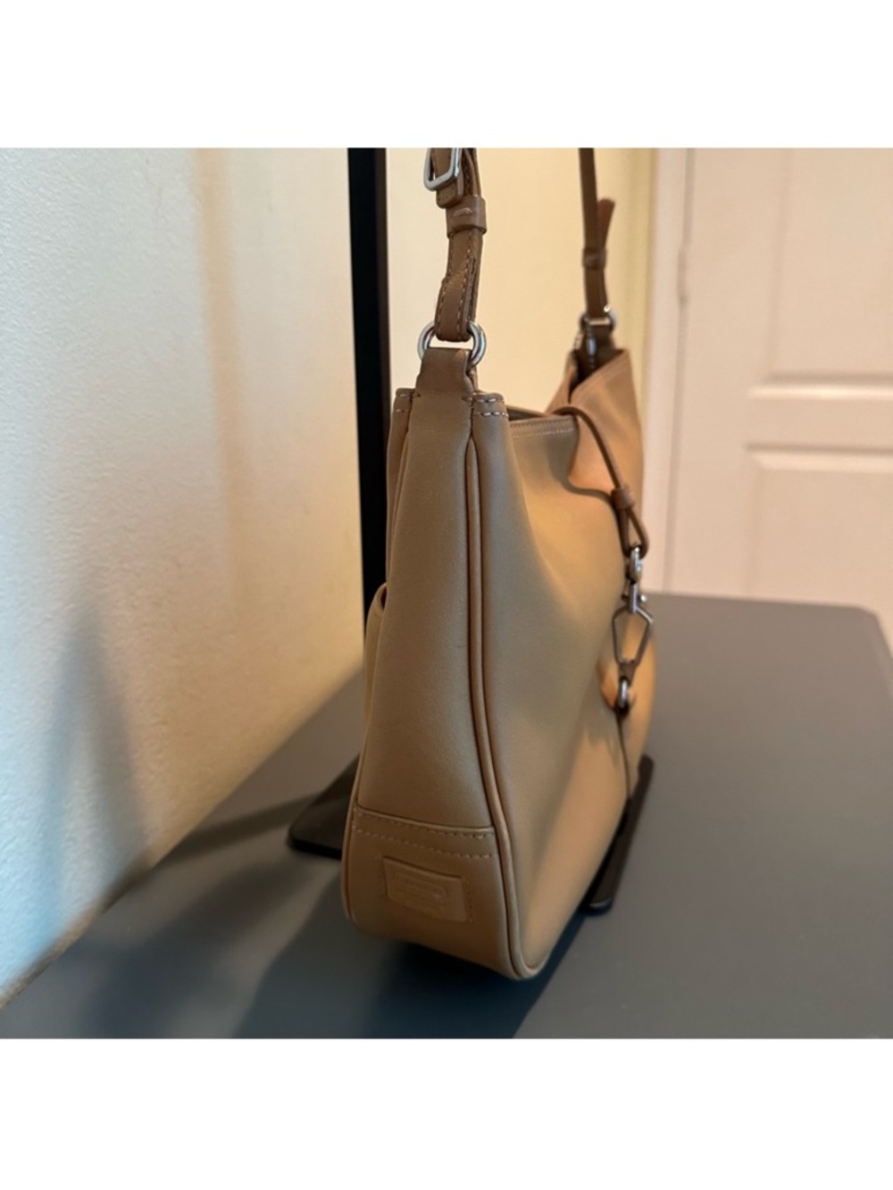 Coach Vintage Y2K Tan Leather Hampton clip Shoulder Bag style 7751 (2003) - Picture 3 of 14